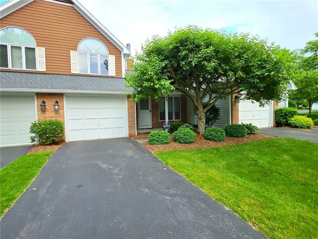 68 Eaglesfield Way, Perinton, New York 14450, Perinton, New York 14450, 2 Bedrooms Bedrooms, 5 Rooms Rooms,1 BathroomBathrooms,Residential,Closed,68 Eaglesfield Way, Perinton, New York 14450,R1613131