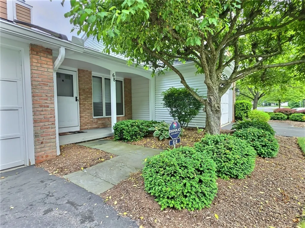68 Eaglesfield Way, Perinton, New York 14450, Perinton, New York 14450, 2 Bedrooms Bedrooms, 5 Rooms Rooms,1 BathroomBathrooms,Residential,Closed,68 Eaglesfield Way, Perinton, New York 14450,R1613131