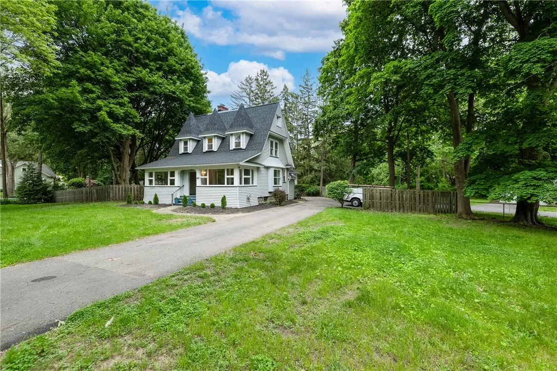 40 Washington Road, Pittsford, New York 14534, Pittsford, New York 14534, 4 Bedrooms Bedrooms, 9 Rooms Rooms,2 BathroomsBathrooms,Residential,Closed,40 Washington Road, Pittsford, New York 14534,0,R1612845