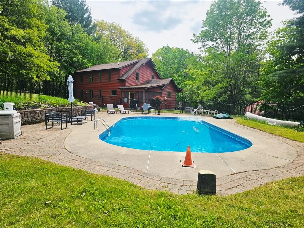 139 Pheasant Run Road, Middlefield, New York 13326, Middlefield, New York 13326, 5 Bedrooms Bedrooms, 12 Rooms Rooms,2 BathroomsBathrooms,Residential,Closed,139 Pheasant Run Road, Middlefield, New York 13326,0,R1612956