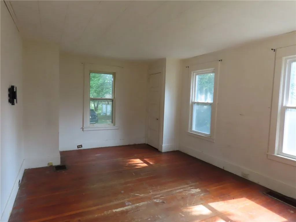 6018 Dunning Avenue, Fleming, New York 13021, Fleming, New York 13021, 3 Bedrooms Bedrooms, 6 Rooms Rooms,1 BathroomBathrooms,Residential,Closed,6018 Dunning Avenue, Fleming, New York 13021,R1613164