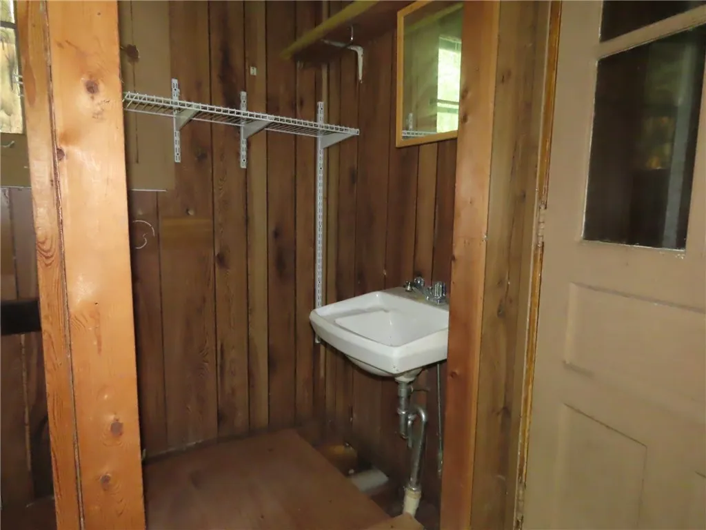 6018 Dunning Avenue, Fleming, New York 13021, Fleming, New York 13021, 3 Bedrooms Bedrooms, 6 Rooms Rooms,1 BathroomBathrooms,Residential,Closed,6018 Dunning Avenue, Fleming, New York 13021,R1613164