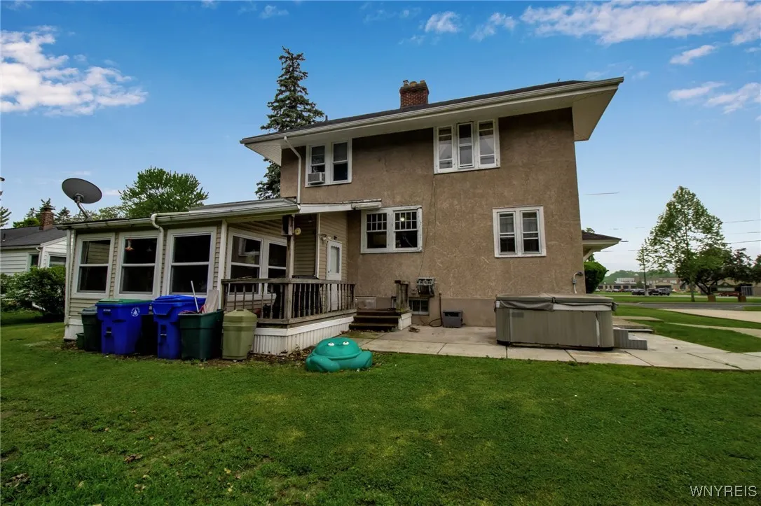 1031 Gwinn Street, Shelby, New York 14103, Shelby, New York 14103, 4 Bedrooms Bedrooms, 9 Rooms Rooms,1 BathroomBathrooms,Residential,Closed,1031 Gwinn Street, Shelby, New York 14103,0,B1613083