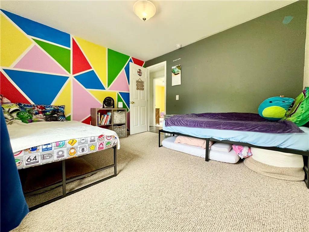 142 Biltmore Drive, Horseheads, New York 14845, Horseheads, New York 14845, 4 Bedrooms Bedrooms, 9 Rooms Rooms,3 BathroomsBathrooms,Residential,Closed,142 Biltmore Drive, Horseheads, New York 14845,0,R1613121