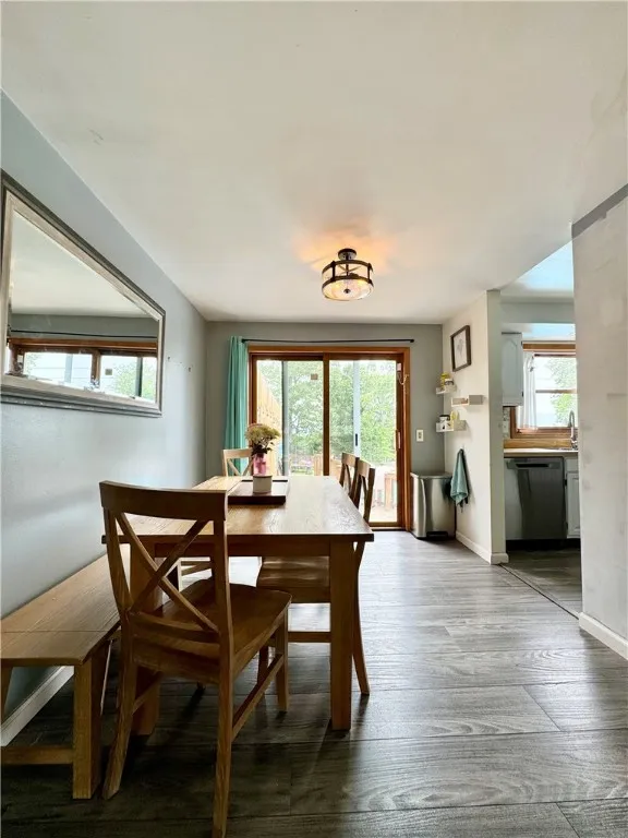 142 Biltmore Drive, Horseheads, New York 14845, Horseheads, New York 14845, 4 Bedrooms Bedrooms, 9 Rooms Rooms,3 BathroomsBathrooms,Residential,Closed,142 Biltmore Drive, Horseheads, New York 14845,0,R1613121