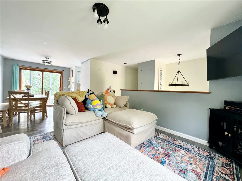 142 Biltmore Drive, Horseheads, New York 14845, Horseheads, New York 14845, 4 Bedrooms Bedrooms, 9 Rooms Rooms,3 BathroomsBathrooms,Residential,Closed,142 Biltmore Drive, Horseheads, New York 14845,0,R1613121