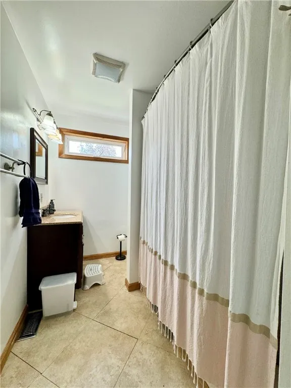 142 Biltmore Drive, Horseheads, New York 14845, Horseheads, New York 14845, 4 Bedrooms Bedrooms, 9 Rooms Rooms,3 BathroomsBathrooms,Residential,Closed,142 Biltmore Drive, Horseheads, New York 14845,0,R1613121