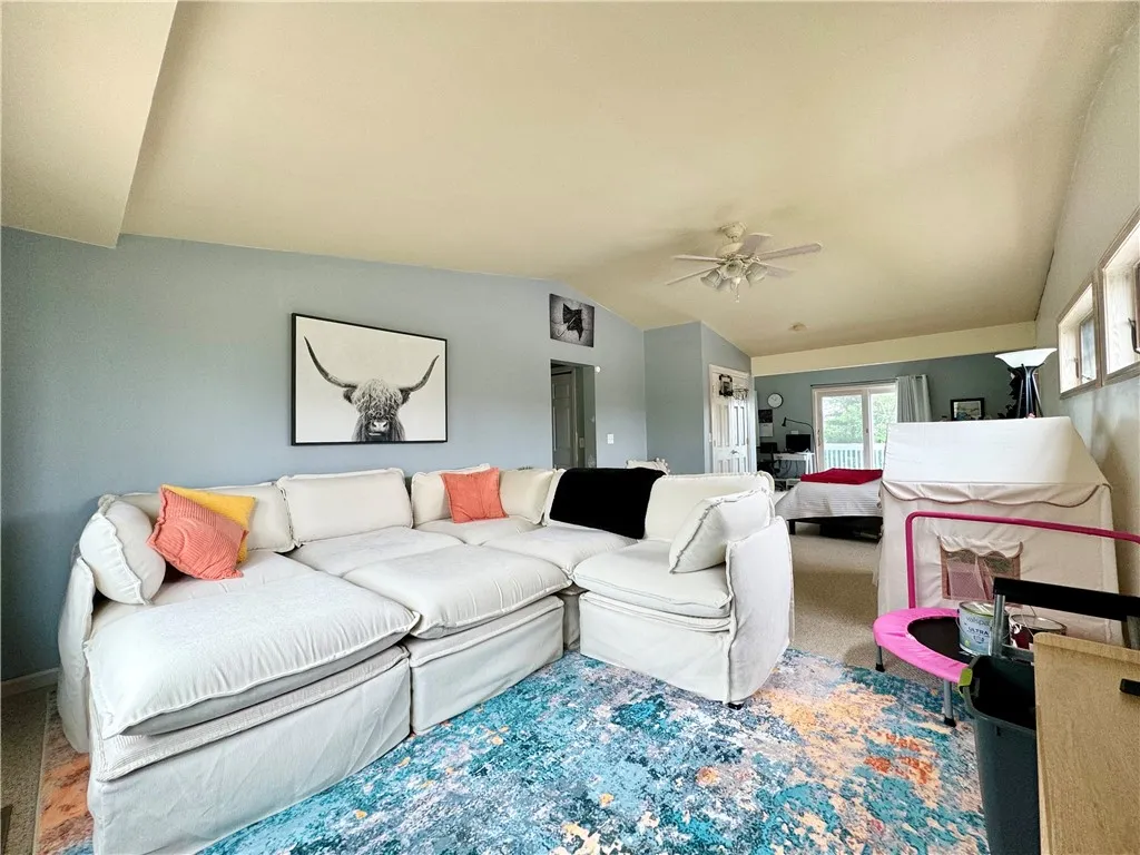 142 Biltmore Drive, Horseheads, New York 14845, Horseheads, New York 14845, 4 Bedrooms Bedrooms, 9 Rooms Rooms,3 BathroomsBathrooms,Residential,Closed,142 Biltmore Drive, Horseheads, New York 14845,0,R1613121