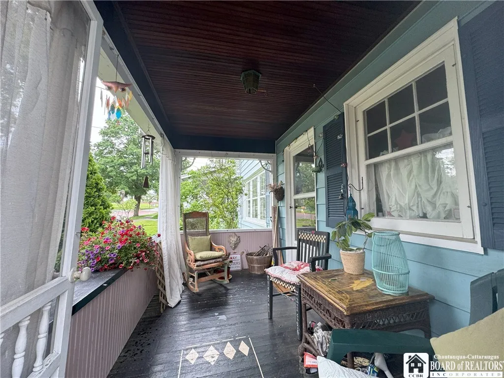 162 Sturges Street, Jamestown, New York 14701, Jamestown, New York 14701, 3 Bedrooms Bedrooms, 9 Rooms Rooms,2 BathroomsBathrooms,Residential,Closed,162 Sturges Street, Jamestown, New York 14701,0,R1612822