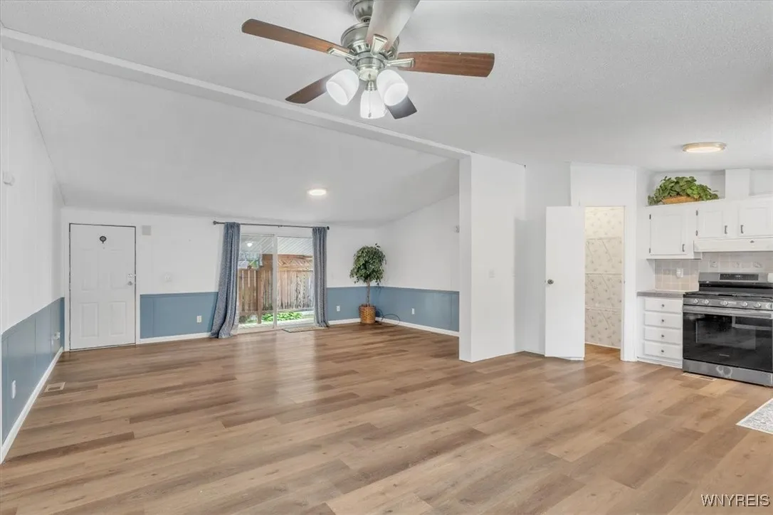 1172 Underwood Court, Lockport Town, New York 1409, Lockport Town, New York 14094, 3 Bedrooms Bedrooms, 8 Rooms Rooms,2 BathroomsBathrooms,Residential,For Sale,1172 Underwood Court, Lockport Town, New York 1409,0,B1613092