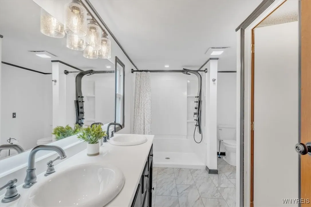 1172 Underwood Court, Lockport Town, New York 1409, Lockport Town, New York 14094, 3 Bedrooms Bedrooms, 8 Rooms Rooms,2 BathroomsBathrooms,Residential,For Sale,1172 Underwood Court, Lockport Town, New York 1409,0,B1613092