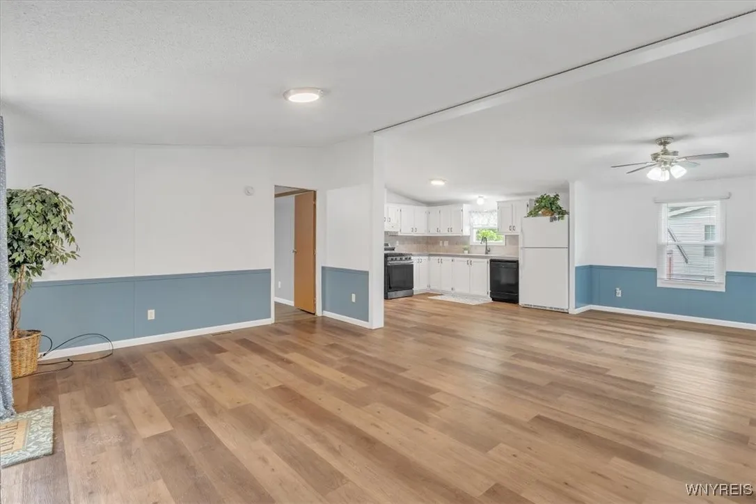 1172 Underwood Court, Lockport Town, New York 1409, Lockport Town, New York 14094, 3 Bedrooms Bedrooms, 8 Rooms Rooms,2 BathroomsBathrooms,Residential,For Sale,1172 Underwood Court, Lockport Town, New York 1409,0,B1613092