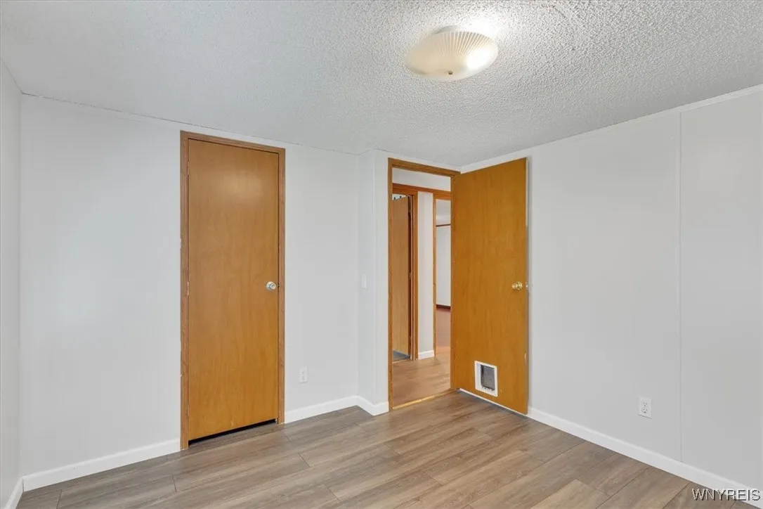 1172 Underwood Court, Lockport Town, New York 1409, Lockport Town, New York 14094, 3 Bedrooms Bedrooms, 8 Rooms Rooms,2 BathroomsBathrooms,Residential,For Sale,1172 Underwood Court, Lockport Town, New York 1409,0,B1613092