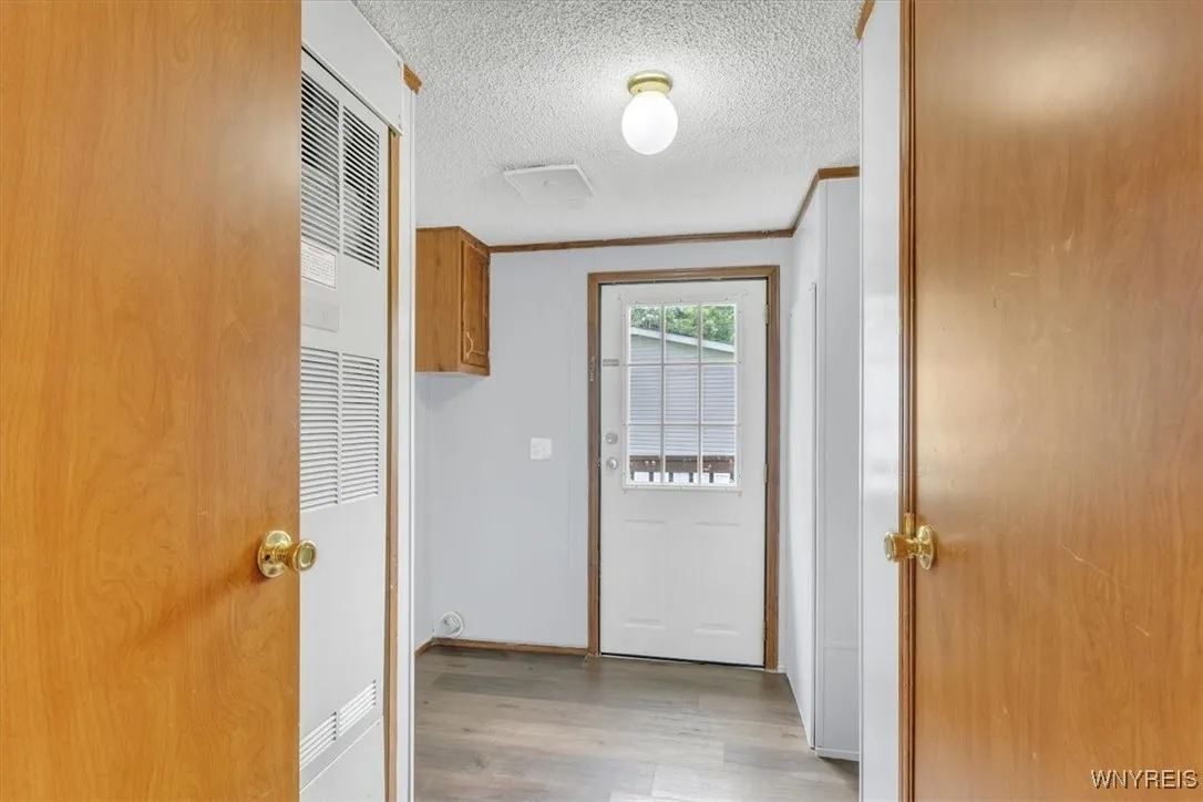 1172 Underwood Court, Lockport Town, New York 1409, Lockport Town, New York 14094, 3 Bedrooms Bedrooms, 8 Rooms Rooms,2 BathroomsBathrooms,Residential,For Sale,1172 Underwood Court, Lockport Town, New York 1409,0,B1613092