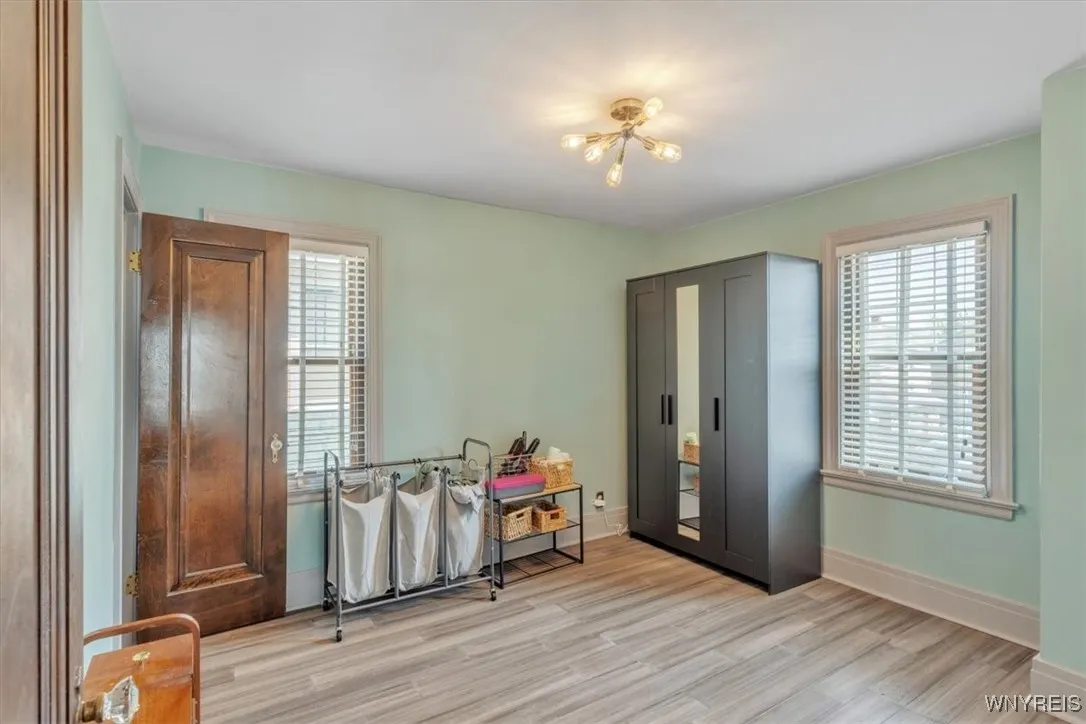 172 Westgate Road, Tonawanda-town, New York 14217, Tonawanda, New York 14217, 3 Bedrooms Bedrooms, 9 Rooms Rooms,1 BathroomBathrooms,Residential,Closed,172 Westgate Road, Tonawanda-town, New York 14217,B1602565