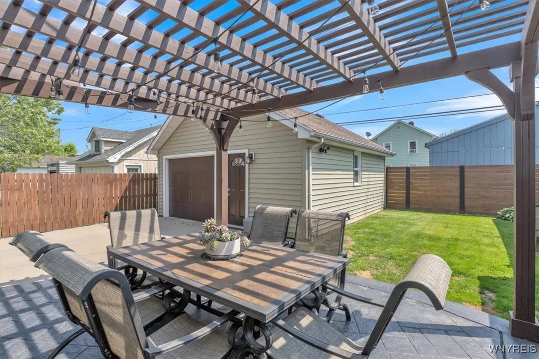 172 Westgate Road, Tonawanda-town, New York 14217, Tonawanda, New York 14217, 3 Bedrooms Bedrooms, 9 Rooms Rooms,1 BathroomBathrooms,Residential,Closed,172 Westgate Road, Tonawanda-town, New York 14217,B1602565