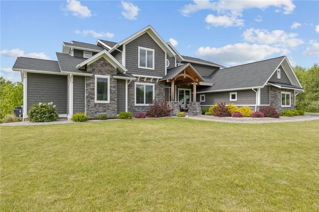 1915 Factors, West Bloomfield, New York 14475, West Bloomfield, New York 14475, 5 Bedrooms Bedrooms, 13 Rooms Rooms,4 BathroomsBathrooms,Residential,Closed,1915 Factors, West Bloomfield, New York 14475,R1612626