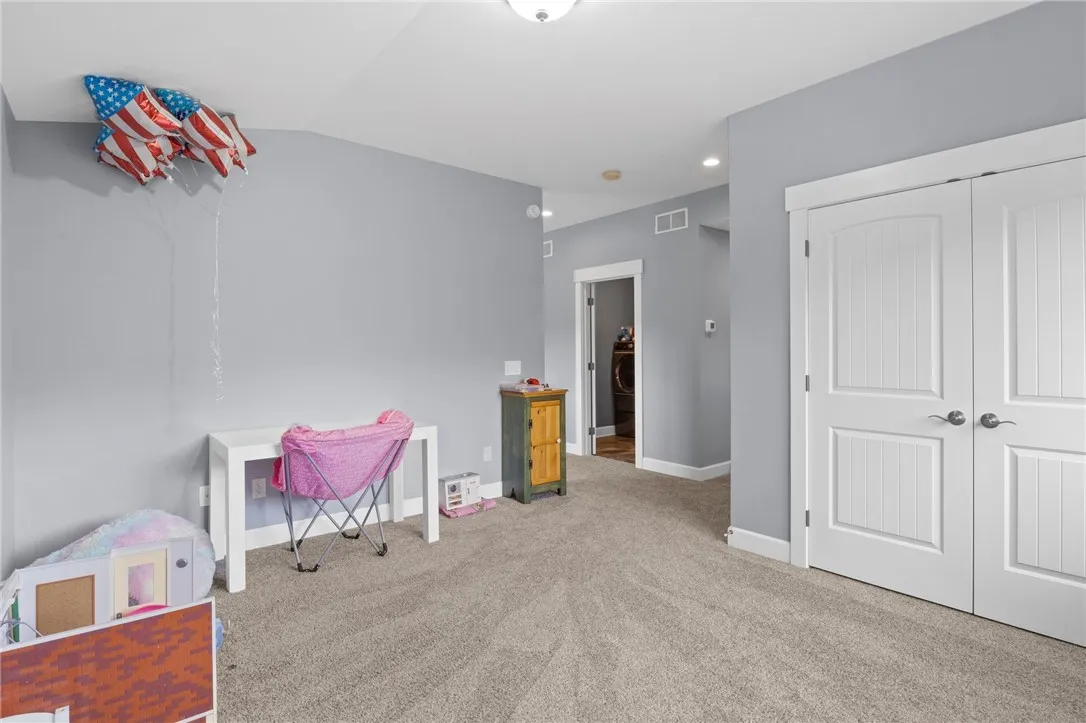 1915 Factors, West Bloomfield, New York 14475, West Bloomfield, New York 14475, 5 Bedrooms Bedrooms, 13 Rooms Rooms,4 BathroomsBathrooms,Residential,Closed,1915 Factors, West Bloomfield, New York 14475,R1612626