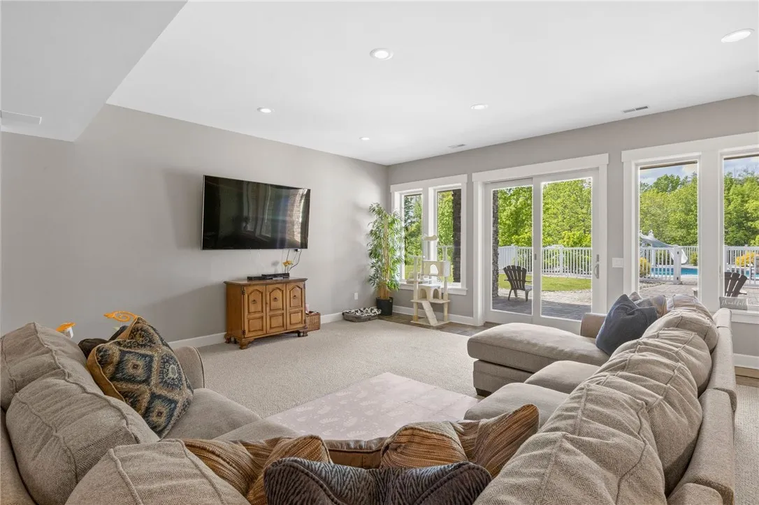 1915 Factors, West Bloomfield, New York 14475, West Bloomfield, New York 14475, 5 Bedrooms Bedrooms, 13 Rooms Rooms,4 BathroomsBathrooms,Residential,Closed,1915 Factors, West Bloomfield, New York 14475,R1612626