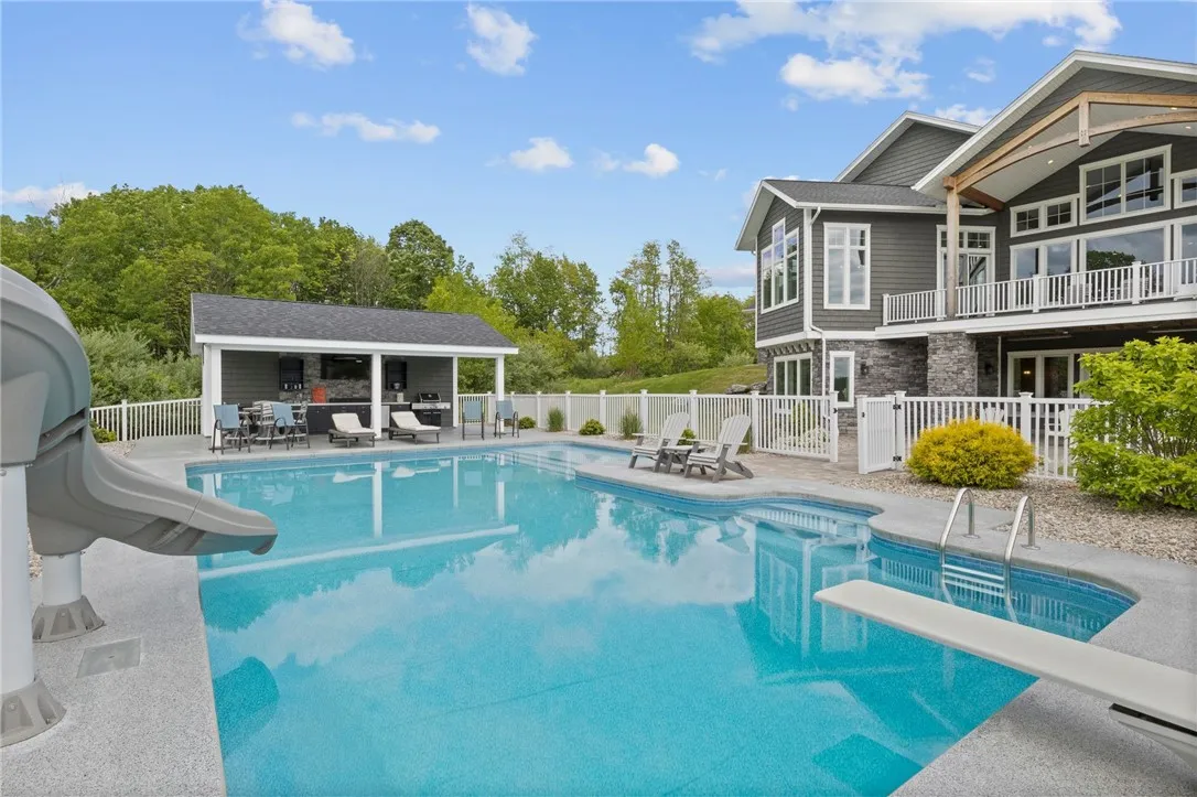 1915 Factors, West Bloomfield, New York 14475, West Bloomfield, New York 14475, 5 Bedrooms Bedrooms, 13 Rooms Rooms,4 BathroomsBathrooms,Residential,Closed,1915 Factors, West Bloomfield, New York 14475,R1612626