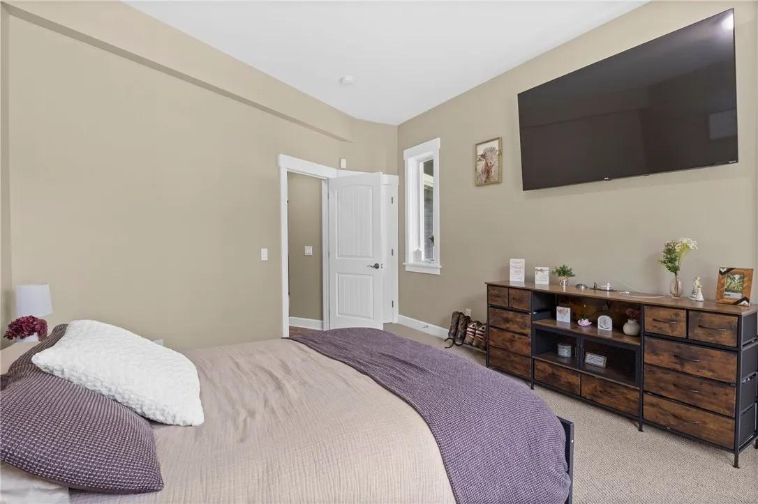 1915 Factors, West Bloomfield, New York 14475, West Bloomfield, New York 14475, 5 Bedrooms Bedrooms, 13 Rooms Rooms,4 BathroomsBathrooms,Residential,Closed,1915 Factors, West Bloomfield, New York 14475,R1612626