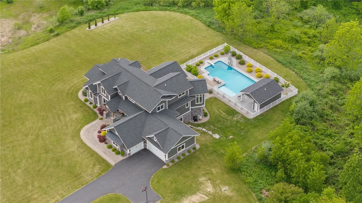 1915 Factors, West Bloomfield, New York 14475, West Bloomfield, New York 14475, 5 Bedrooms Bedrooms, 13 Rooms Rooms,4 BathroomsBathrooms,Residential,Closed,1915 Factors, West Bloomfield, New York 14475,R1612626