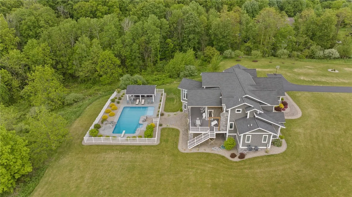 1915 Factors, West Bloomfield, New York 14475, West Bloomfield, New York 14475, 5 Bedrooms Bedrooms, 13 Rooms Rooms,4 BathroomsBathrooms,Residential,Closed,1915 Factors, West Bloomfield, New York 14475,R1612626