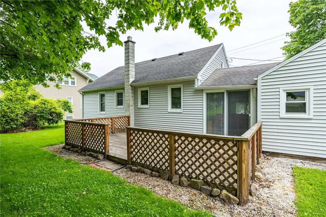 223 South Avenue, Parma, New York 14468, Parma, New York 14468, 2 Bedrooms Bedrooms, 6 Rooms Rooms,1 BathroomBathrooms,Residential,Closed,223 South Avenue, Parma, New York 14468,R1613310