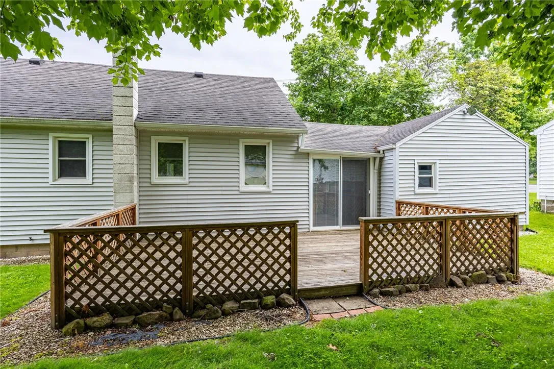 223 South Avenue, Parma, New York 14468, Parma, New York 14468, 2 Bedrooms Bedrooms, 6 Rooms Rooms,1 BathroomBathrooms,Residential,Closed,223 South Avenue, Parma, New York 14468,R1613310
