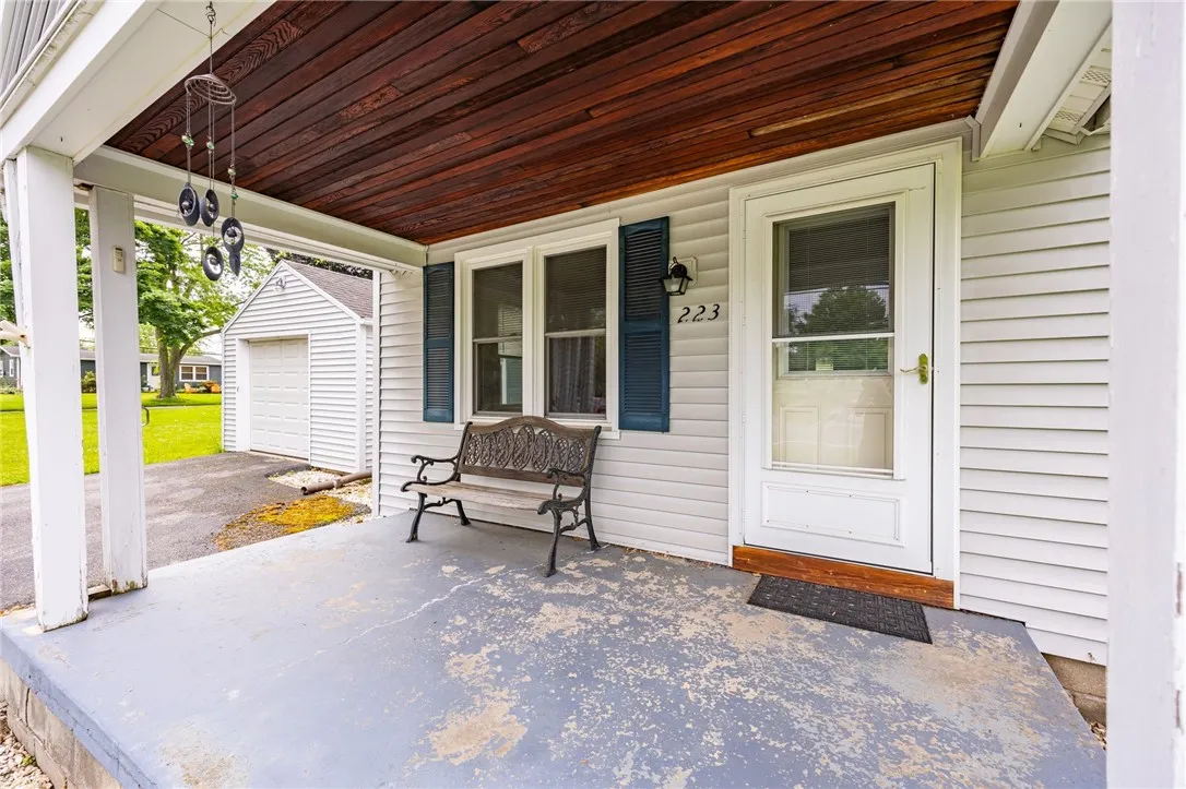 223 South Avenue, Parma, New York 14468, Parma, New York 14468, 2 Bedrooms Bedrooms, 6 Rooms Rooms,1 BathroomBathrooms,Residential,Closed,223 South Avenue, Parma, New York 14468,R1613310