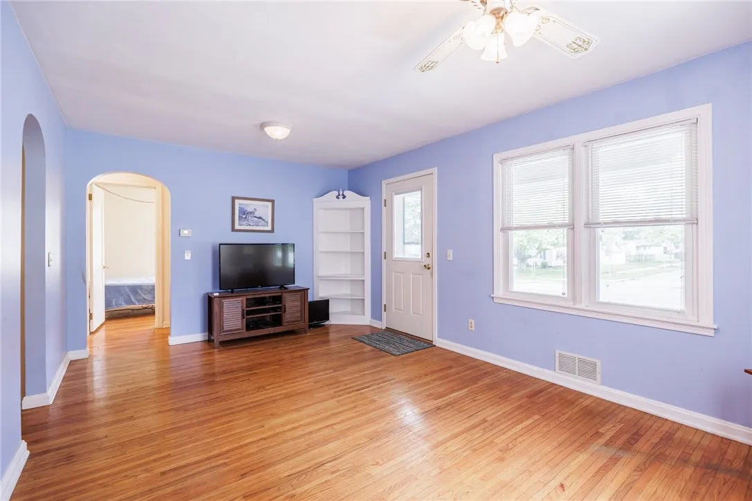 223 South Avenue, Parma, New York 14468, Parma, New York 14468, 2 Bedrooms Bedrooms, 6 Rooms Rooms,1 BathroomBathrooms,Residential,Closed,223 South Avenue, Parma, New York 14468,R1613310