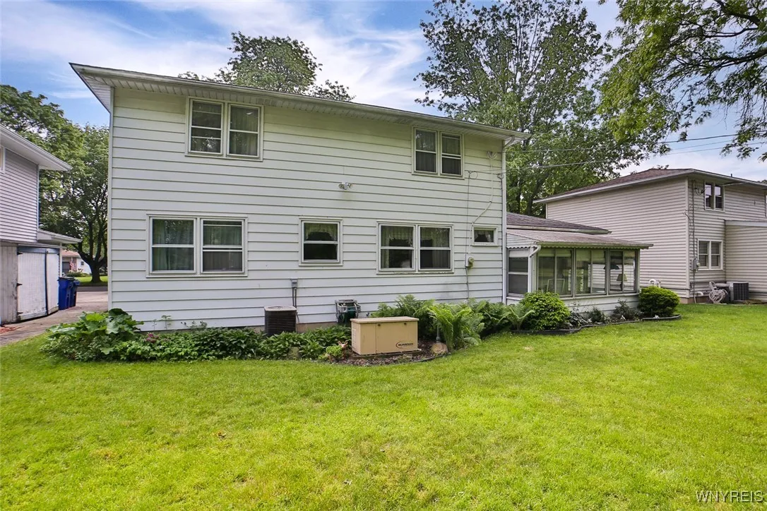 511 Vine Lane, Amherst, New York 14228, Amherst, New York 14228, 3 Bedrooms Bedrooms, 6 Rooms Rooms,1 BathroomBathrooms,Residential,Closed,511 Vine Lane, Amherst, New York 14228,0,B1611341