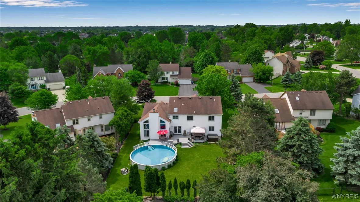 5766 Kippen Drive, Clarence, New York 14051, Clarence, New York 14051, 4 Bedrooms Bedrooms, 9 Rooms Rooms,2 BathroomsBathrooms,Residential,Closed,5766 Kippen Drive, Clarence, New York 14051,0,B1613291