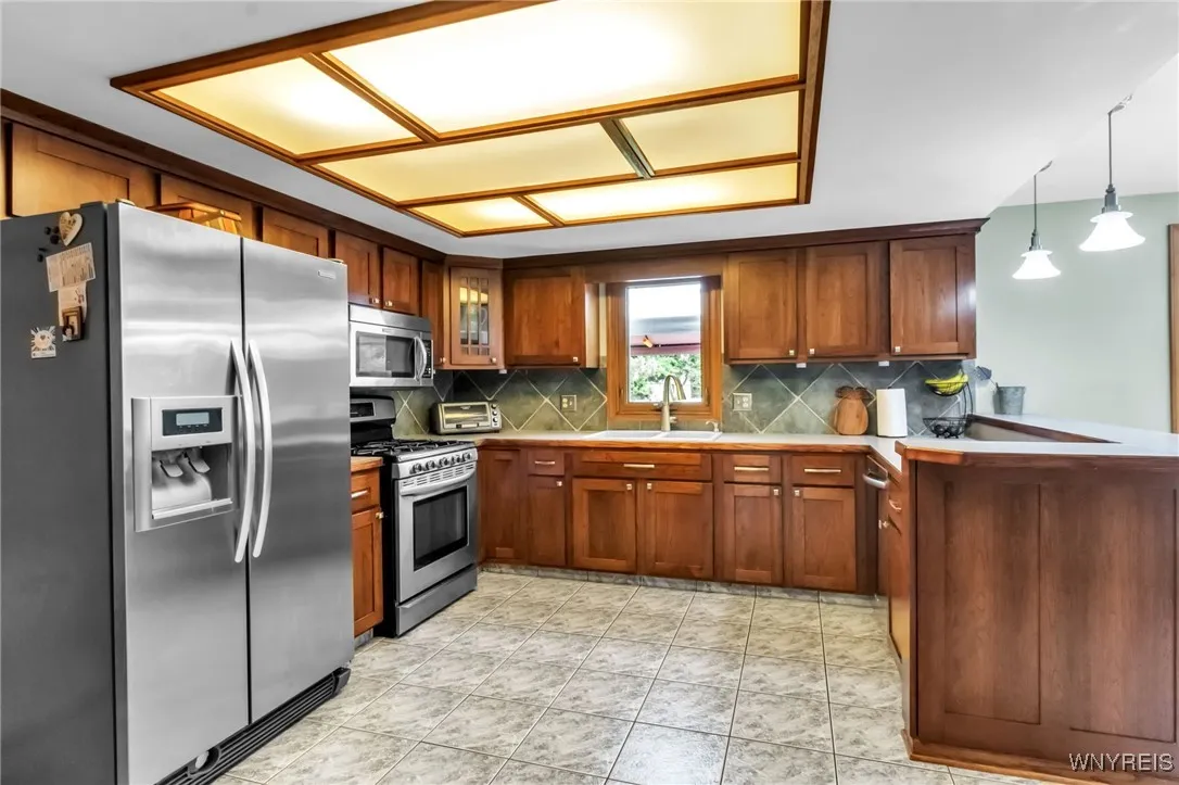 5766 Kippen Drive, Clarence, New York 14051, Clarence, New York 14051, 4 Bedrooms Bedrooms, 9 Rooms Rooms,2 BathroomsBathrooms,Residential,Closed,5766 Kippen Drive, Clarence, New York 14051,0,B1613291