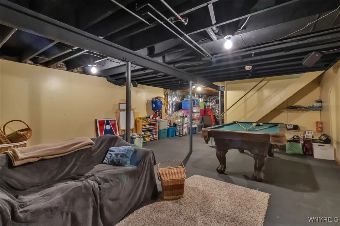 5766 Kippen Drive, Clarence, New York 14051, Clarence, New York 14051, 4 Bedrooms Bedrooms, 9 Rooms Rooms,2 BathroomsBathrooms,Residential,Closed,5766 Kippen Drive, Clarence, New York 14051,0,B1613291