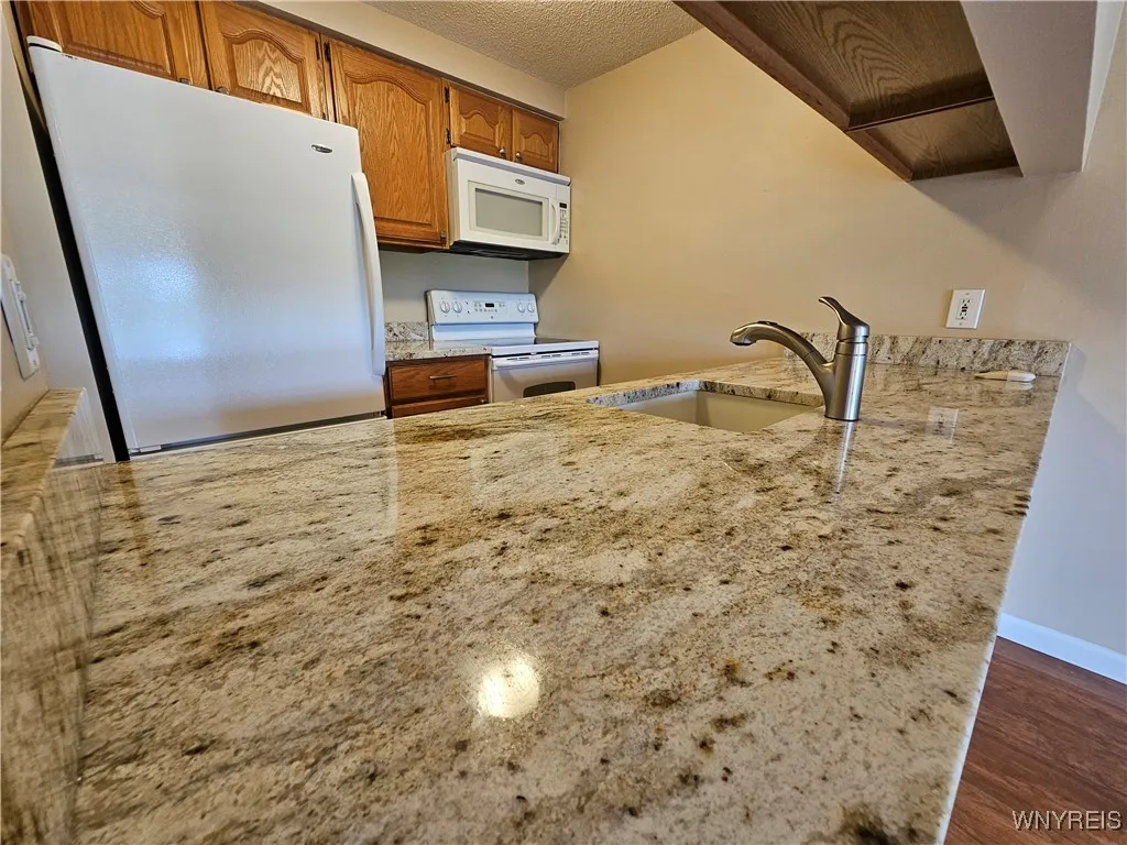87 Tralee Ter, Amherst, New York 14051, Amherst, New York 14051, 1 Bedroom Bedrooms, 5 Rooms Rooms,2 BathroomsBathrooms,Residential,Closed,87 Tralee Ter, Amherst, New York 14051,0,B1612628