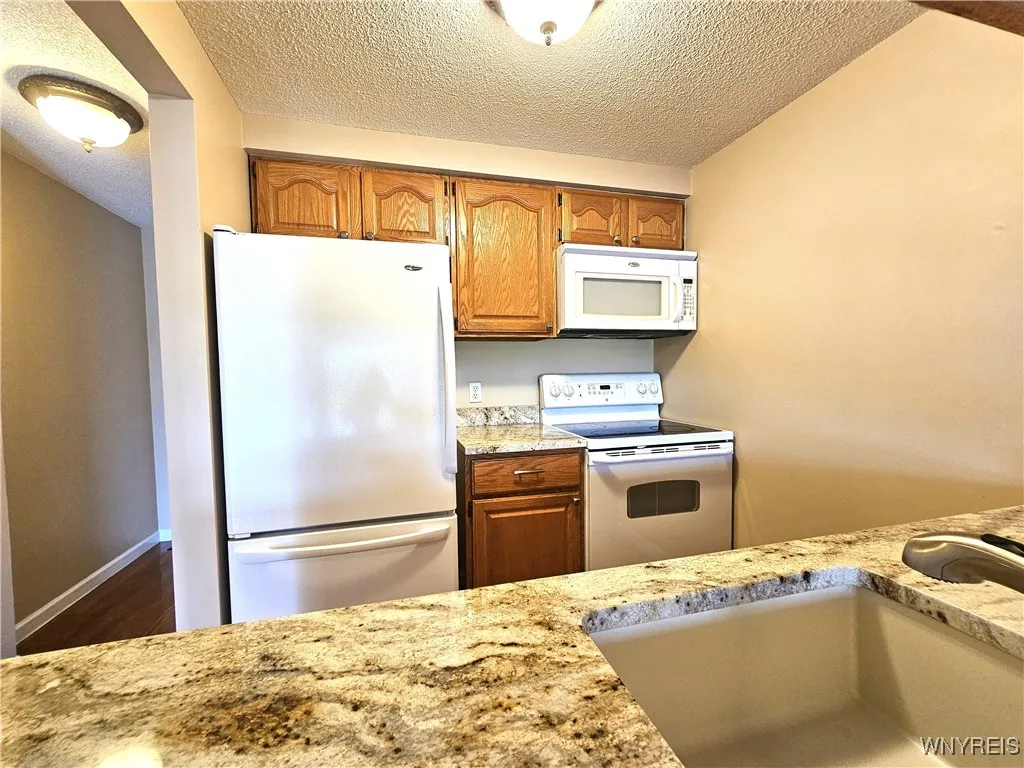 87 Tralee Ter, Amherst, New York 14051, Amherst, New York 14051, 1 Bedroom Bedrooms, 5 Rooms Rooms,2 BathroomsBathrooms,Residential,Closed,87 Tralee Ter, Amherst, New York 14051,0,B1612628