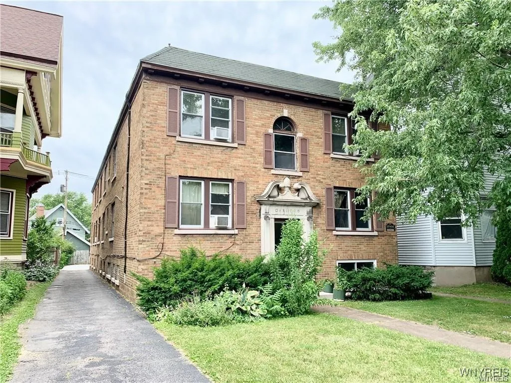 234 Crescent Avenue 8, Buffalo, New York 14214, Buffalo, New York 14214, 1 Bedroom Bedrooms, 5 Rooms Rooms,1 BathroomBathrooms,Residential Lease,Closed,234 Crescent Avenue 8, Buffalo, New York 14214,B1611852