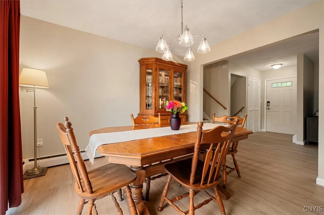 1 Christopher Circle, New Hartford, New York 13413, New Hartford, New York 13413, 3 Bedrooms Bedrooms, 7 Rooms Rooms,2 BathroomsBathrooms,Residential,Closed,1 Christopher Circle, New Hartford, New York 13413,S1610262