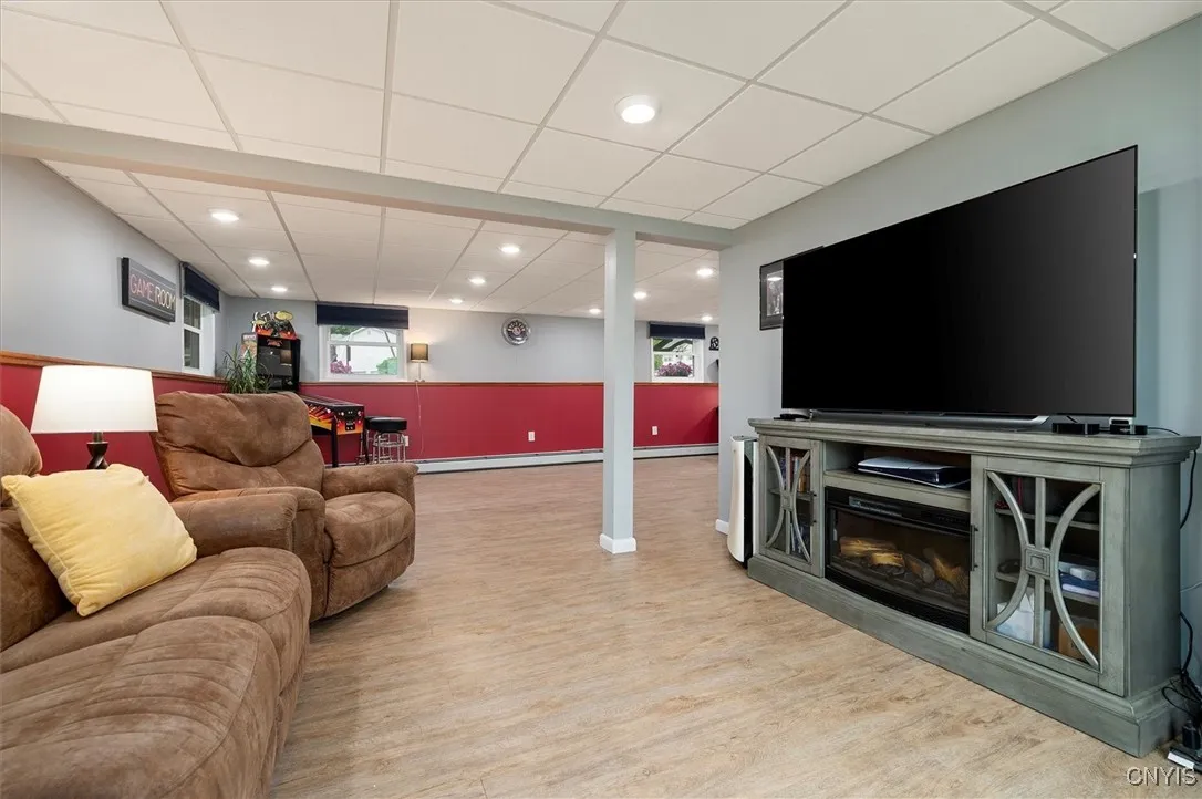1 Christopher Circle, New Hartford, New York 13413, New Hartford, New York 13413, 3 Bedrooms Bedrooms, 7 Rooms Rooms,2 BathroomsBathrooms,Residential,Closed,1 Christopher Circle, New Hartford, New York 13413,S1610262
