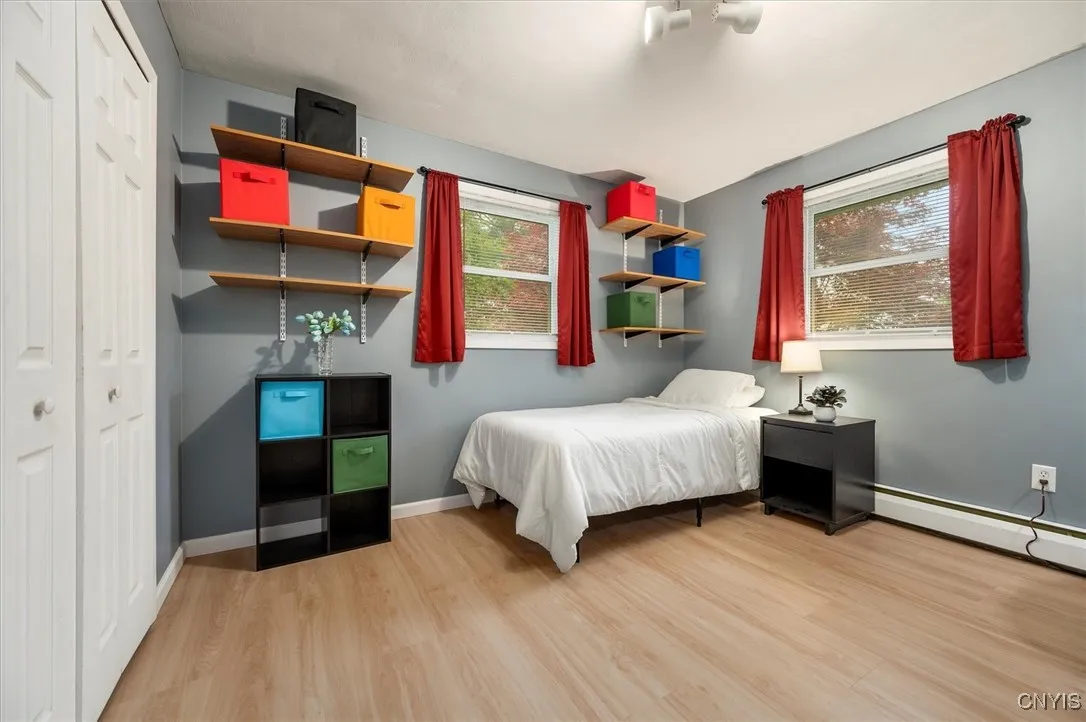1 Christopher Circle, New Hartford, New York 13413, New Hartford, New York 13413, 3 Bedrooms Bedrooms, 7 Rooms Rooms,2 BathroomsBathrooms,Residential,Closed,1 Christopher Circle, New Hartford, New York 13413,S1610262