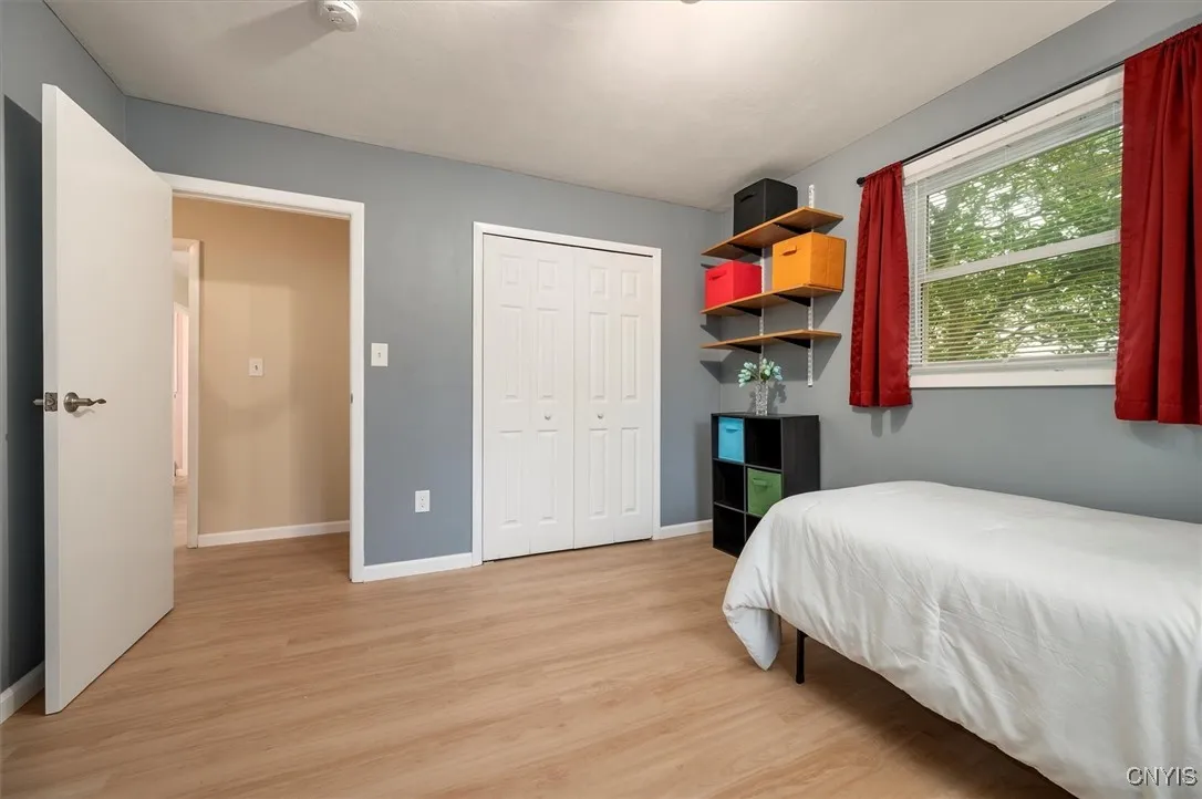 1 Christopher Circle, New Hartford, New York 13413, New Hartford, New York 13413, 3 Bedrooms Bedrooms, 7 Rooms Rooms,2 BathroomsBathrooms,Residential,Closed,1 Christopher Circle, New Hartford, New York 13413,S1610262