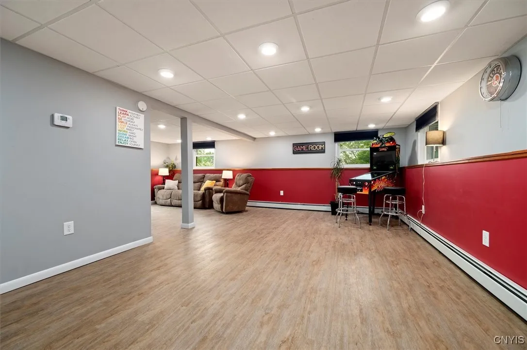 1 Christopher Circle, New Hartford, New York 13413, New Hartford, New York 13413, 3 Bedrooms Bedrooms, 7 Rooms Rooms,2 BathroomsBathrooms,Residential,Closed,1 Christopher Circle, New Hartford, New York 13413,S1610262