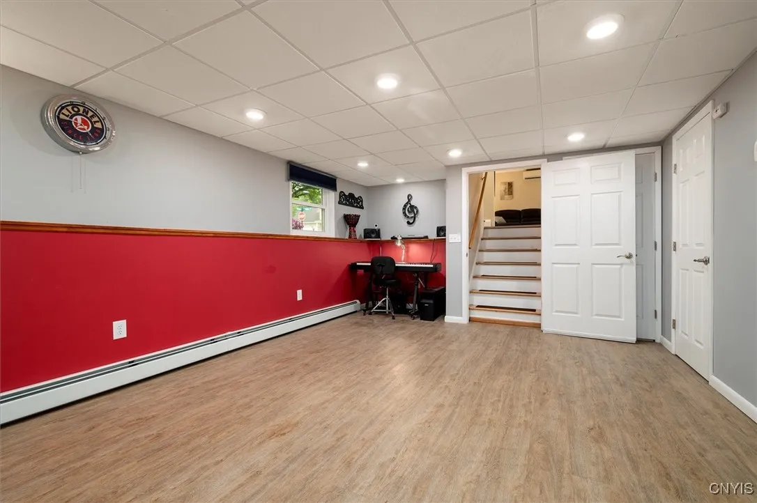 1 Christopher Circle, New Hartford, New York 13413, New Hartford, New York 13413, 3 Bedrooms Bedrooms, 7 Rooms Rooms,2 BathroomsBathrooms,Residential,Closed,1 Christopher Circle, New Hartford, New York 13413,S1610262
