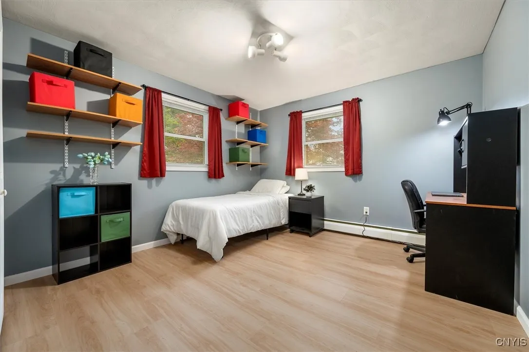 1 Christopher Circle, New Hartford, New York 13413, New Hartford, New York 13413, 3 Bedrooms Bedrooms, 7 Rooms Rooms,2 BathroomsBathrooms,Residential,Closed,1 Christopher Circle, New Hartford, New York 13413,S1610262