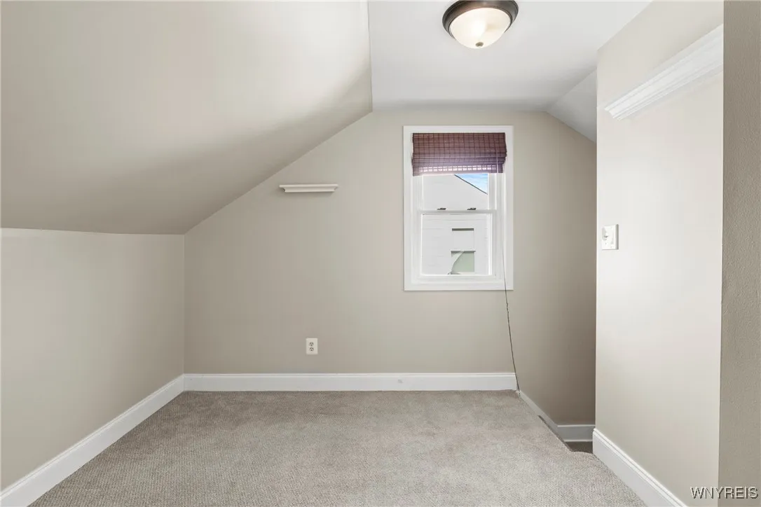 8211 Munson Avenue, Niagara Falls, New York 14304, Niagara Falls, New York 14304, 3 Bedrooms Bedrooms, 5 Rooms Rooms,1 BathroomBathrooms,Residential,Closed,8211 Munson Avenue, Niagara Falls, New York 14304,0,B1611651