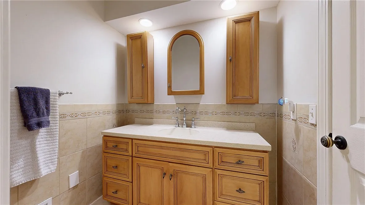 11 Sunrise Park, Pittsford, New York 14534, Pittsford, New York 14534, 4 Bedrooms Bedrooms, 11 Rooms Rooms,3 BathroomsBathrooms,Residential,For Sale,11 Sunrise Park, Pittsford, New York 14534,R1612175