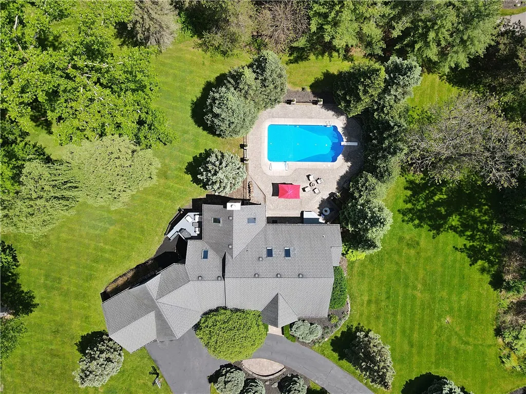 11 Sunrise Park, Pittsford, New York 14534, Pittsford, New York 14534, 4 Bedrooms Bedrooms, 11 Rooms Rooms,3 BathroomsBathrooms,Residential,For Sale,11 Sunrise Park, Pittsford, New York 14534,R1612175