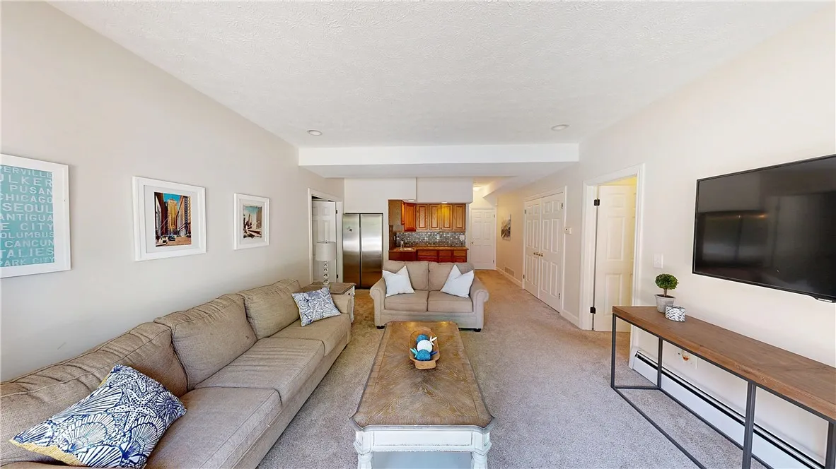 11 Sunrise Park, Pittsford, New York 14534, Pittsford, New York 14534, 4 Bedrooms Bedrooms, 11 Rooms Rooms,3 BathroomsBathrooms,Residential,For Sale,11 Sunrise Park, Pittsford, New York 14534,R1612175
