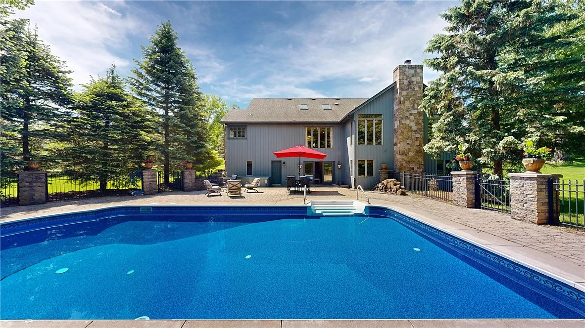 11 Sunrise Park, Pittsford, New York 14534, Pittsford, New York 14534, 4 Bedrooms Bedrooms, 11 Rooms Rooms,3 BathroomsBathrooms,Residential,For Sale,11 Sunrise Park, Pittsford, New York 14534,R1612175
